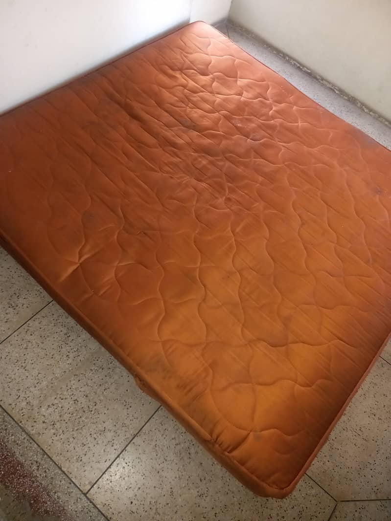 Spring mattress for sale - Comfort and durability at a great price. 2