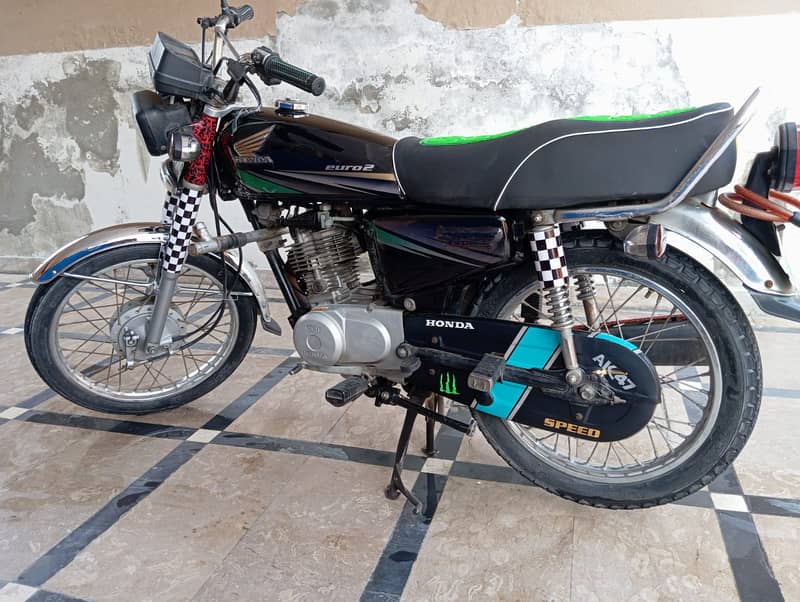 Honda CG 125 2013 7