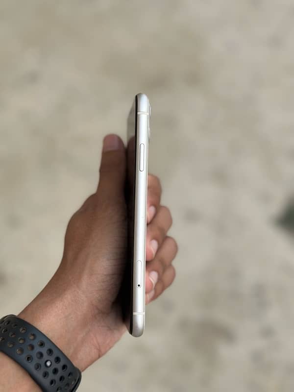 IPHONE 11 NON PTA 64GB FU 3