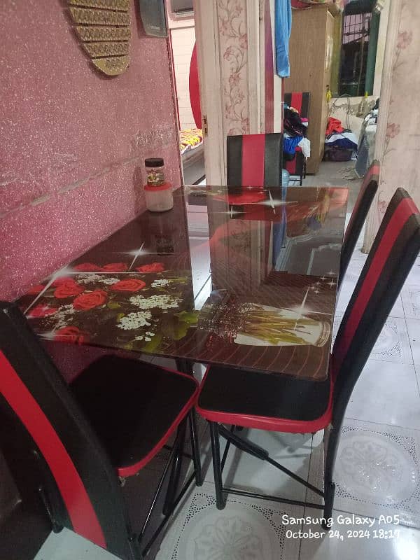 dining table for sell in good condition 2