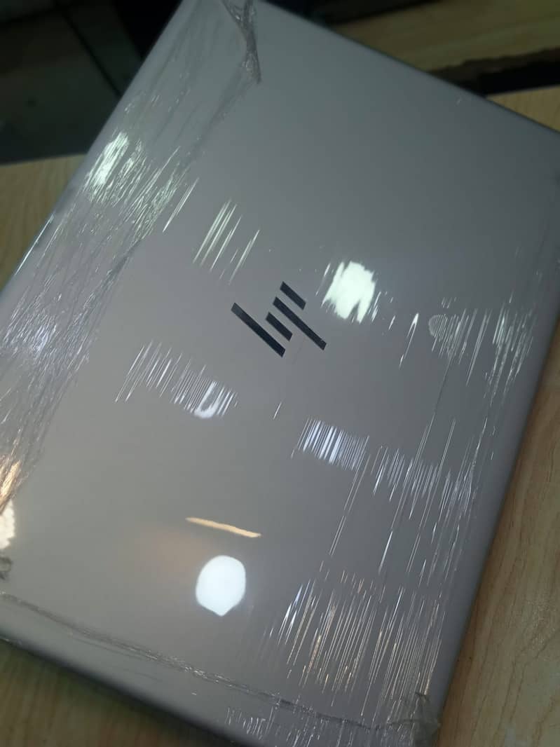 HP 840 G5 NEW logo 0