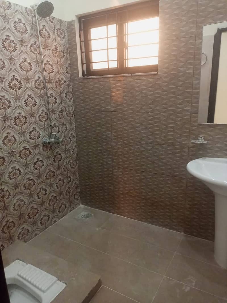 10 Marla Upper Portion For Rent In Jasmine Block Bahria Town Lahore 8