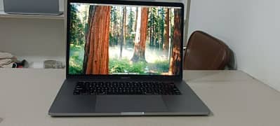 Apple MacBook Pro 2019 15" Ci7 With 4Gb GPU