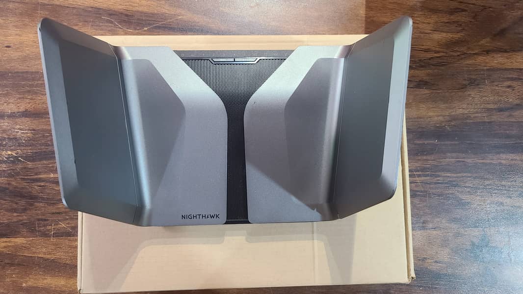 Netgear Nighthawk AX6000 WiFi 6 AX8 (RAX80) Branded Used (Box) 16