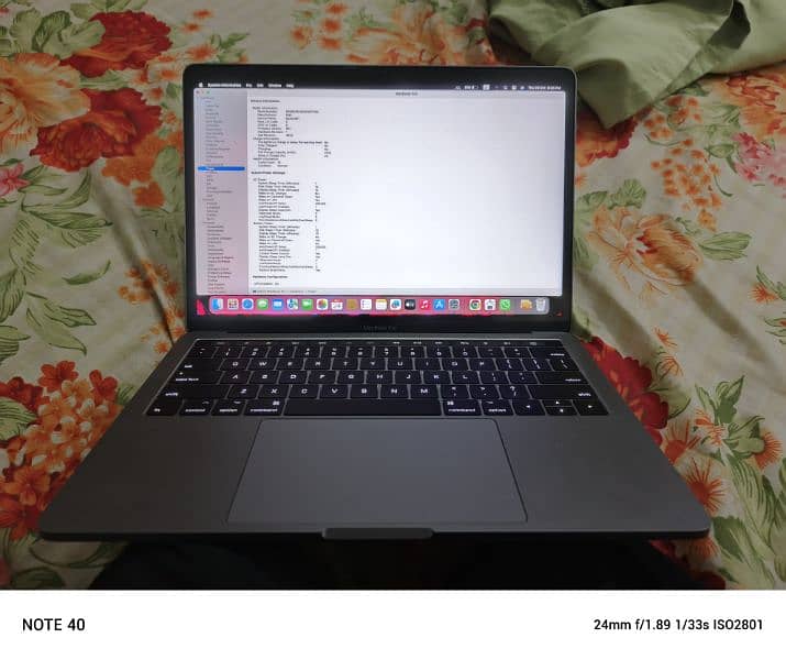 Macbook Pro 2017 (13 inch) 0