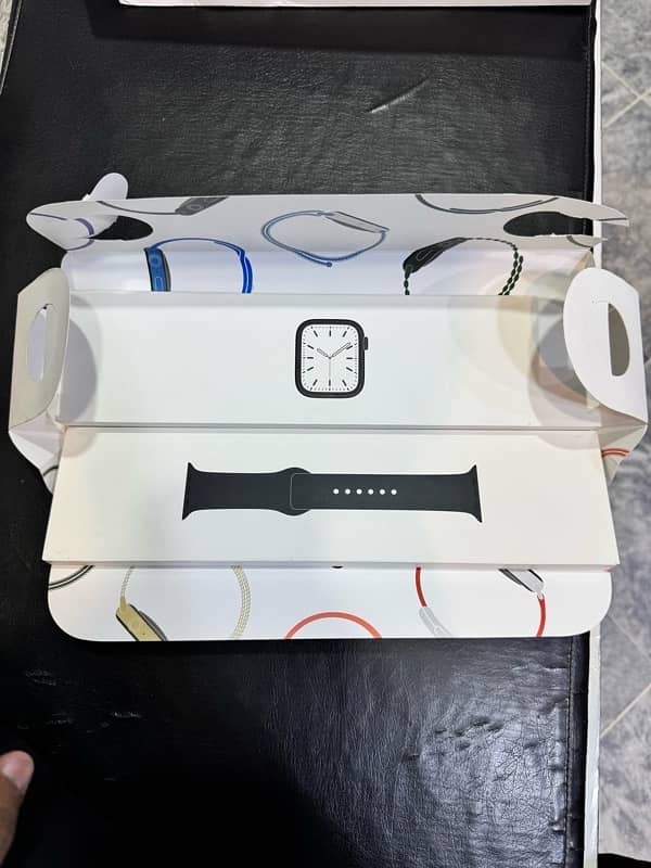 Apple Watch Series 7 45MM 8