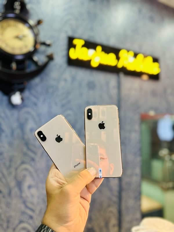 iPhone Xs 256GB PTA APPROVED DUAL SIM 1