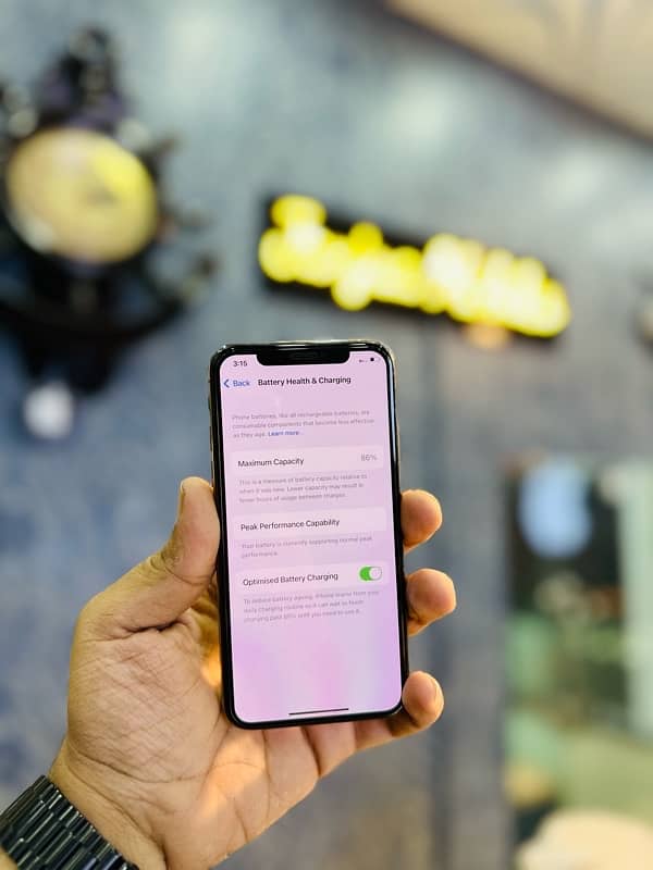 iPhone Xs 256GB PTA APPROVED DUAL SIM 2