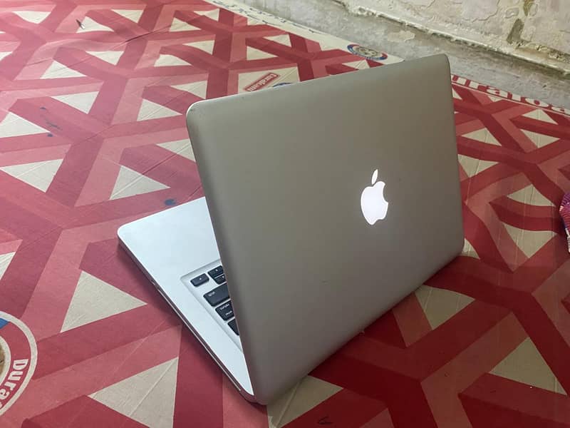 Macbook 2012- Mid Pro 13.3 Inches 6