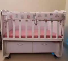 baby wooden cot