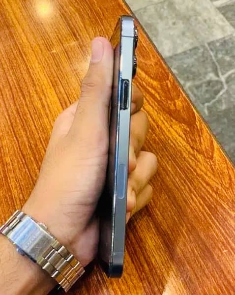 iPhone 13 pro max 256gb all ok 10by10 Non pta All sim working 87BH ok 4