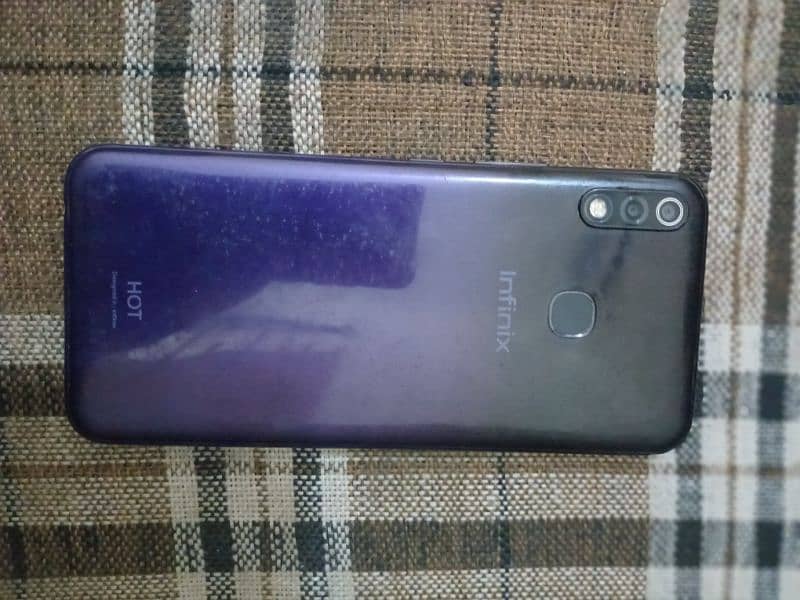 infinix hot 8 lite 3/32gb Comdition good 0