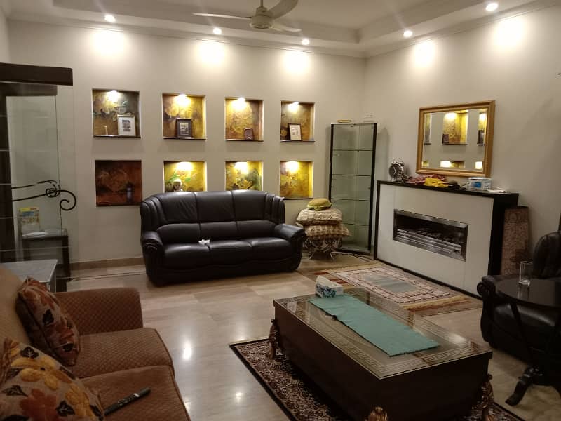 1 Kanal Modern out House Prime Hot For Sale dha Phase1 12