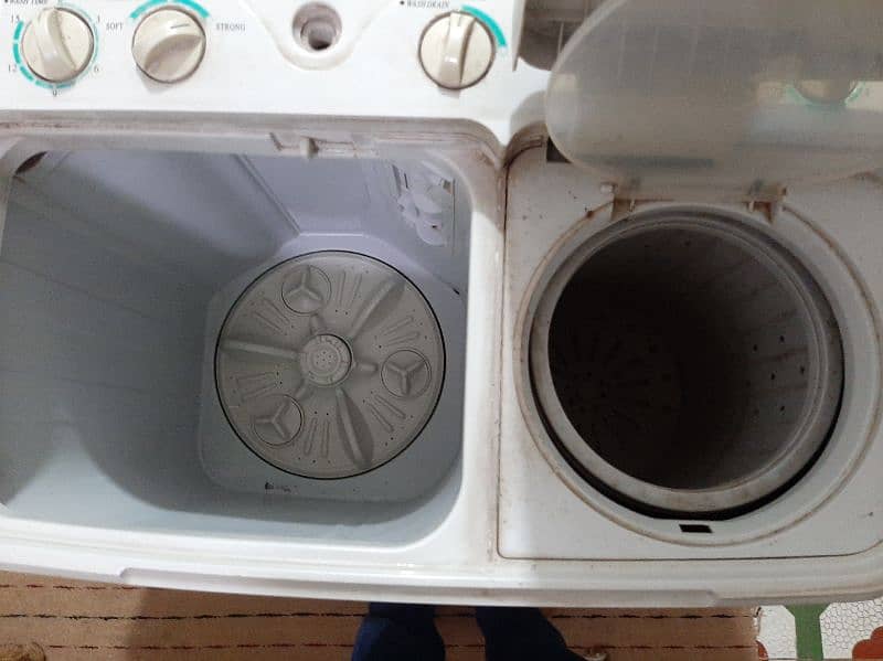 Gaba National Twin Tub Washing Machine 4