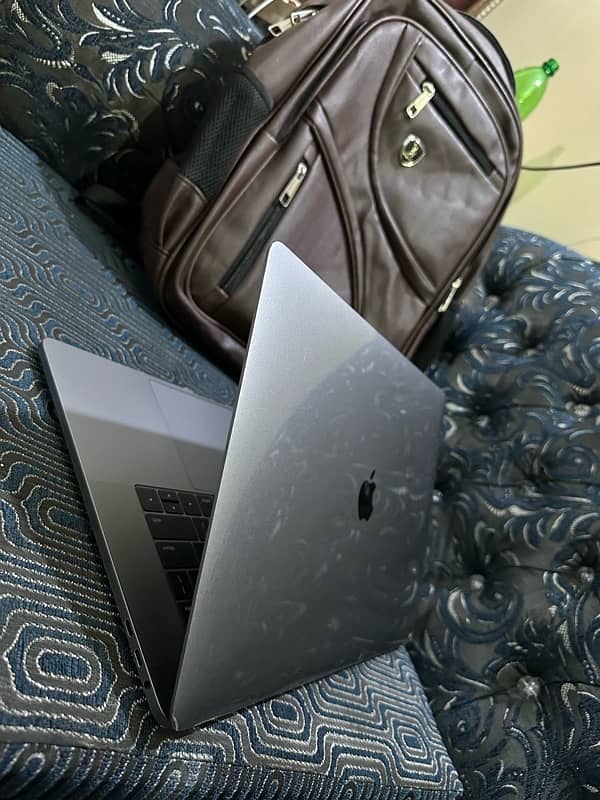 macbook pro 2017 (Exchange possible) 2