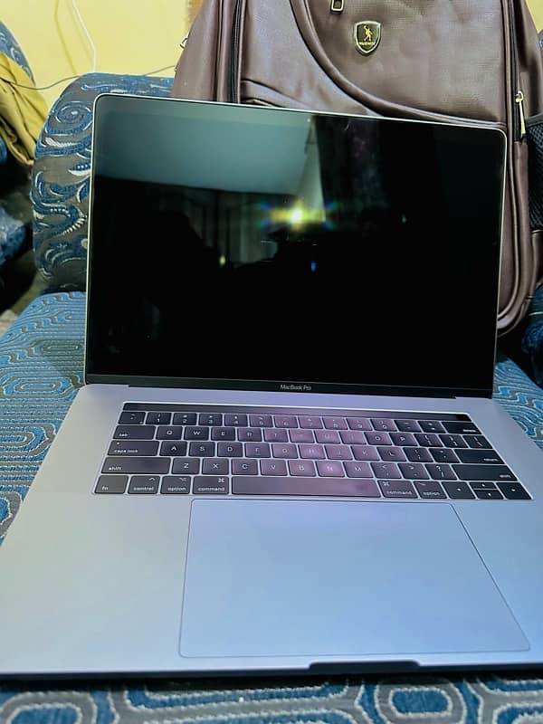 macbook pro 2017 (Exchange possible) 11