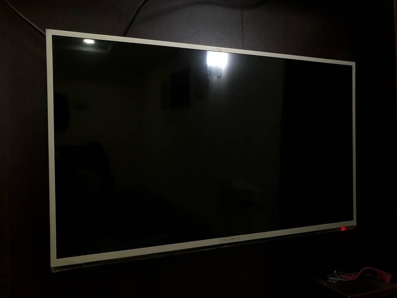 Sony LCD White Border 2