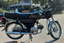 i am selling my bike 2022 Honda 70