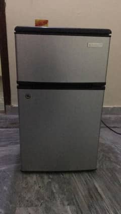 Urgent Sale. . !! Orient 2 door mini fridge 100% ok