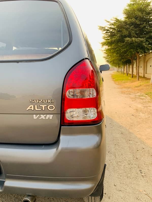 Suzuki Alto 2011 7