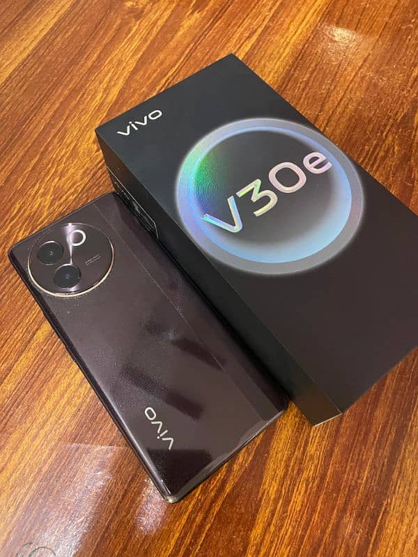 Vivo V30e For Sale 10/10 Condition 1 Month Use 3