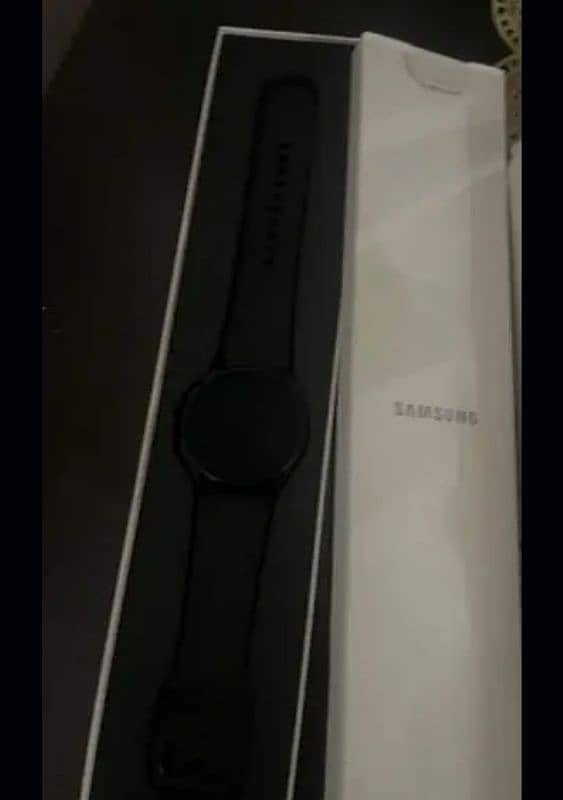 Samsung galaxy watch 4  44mm. in condition 10/10 1