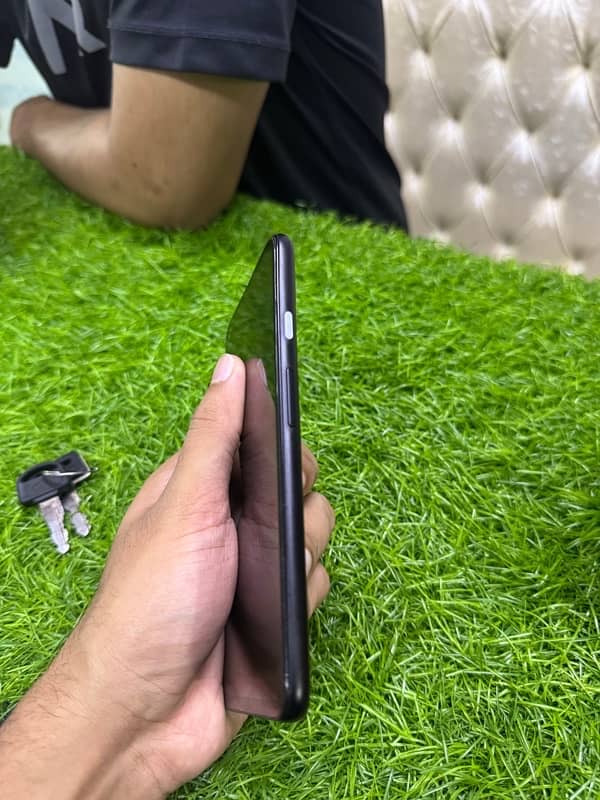 Google Pixel 4a 5g (Pta approved) 5