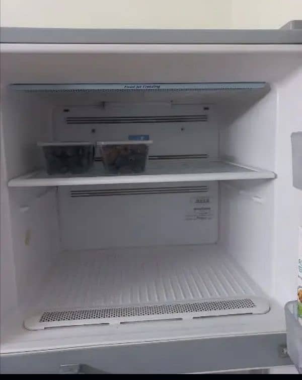 hitachi refrigerator 3