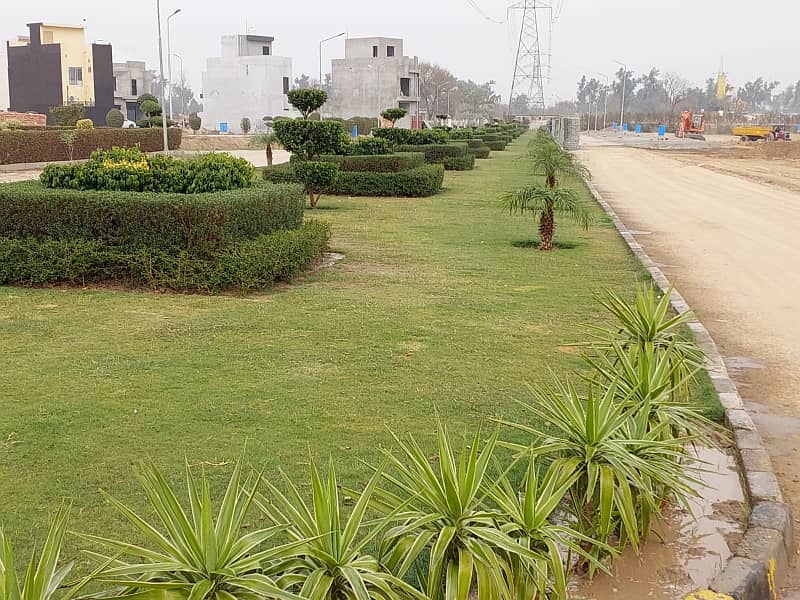 3 MARLA RESIDENTIAL PLOT FOR SALE WITH POSSESION IN AL KABIR TOWN PHASE 2 BLOCK B 1