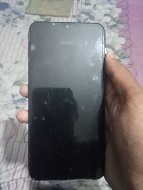 IAM selling my phone ram 8GB memory 256phone number 03324711511 7