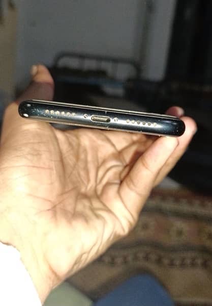 iPhone xr non pta 1