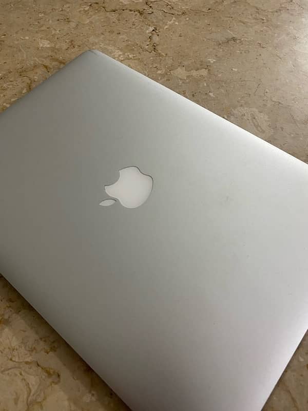 Apple Macbook Air 2015 1