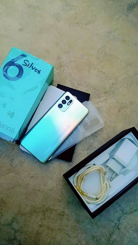 oppo Reno 6 8 128 with complete box all okay minor shed h urgent sale 0