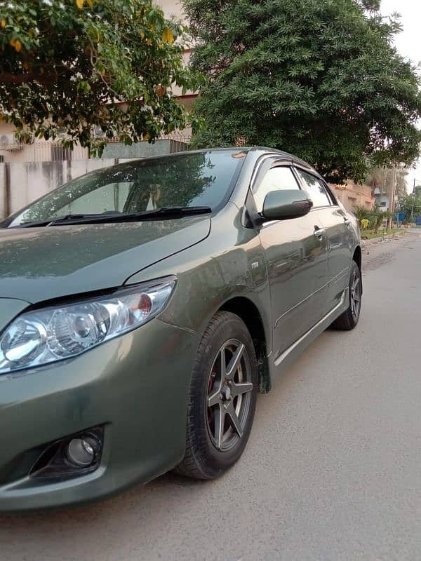 Toyota Corolla Altis 2010 1