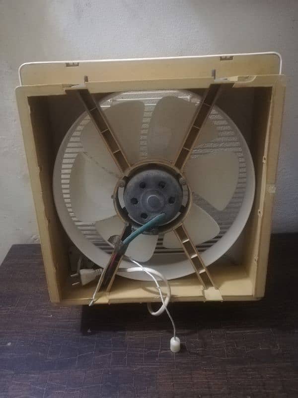 exhaust fan original condition 10by10 3