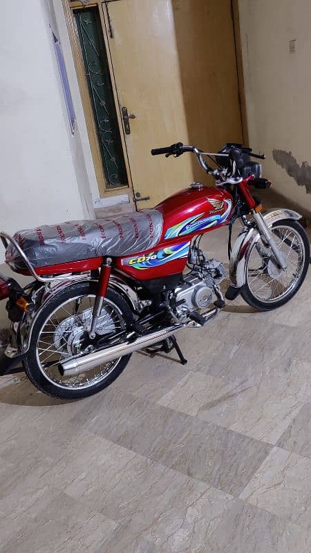 Honda 70 2o24 APL for Lush condition o3oo 94 88 7ll 6