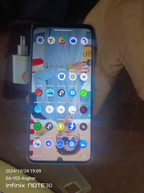 Realme C51 7