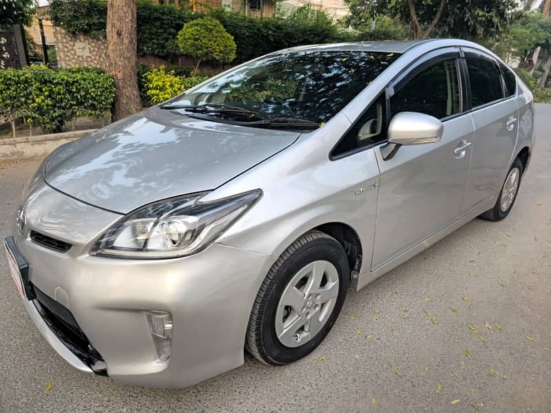 Toyota Prius 2012 4