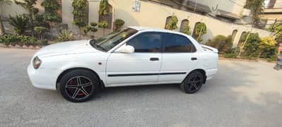 Suzuki Baleno 2002