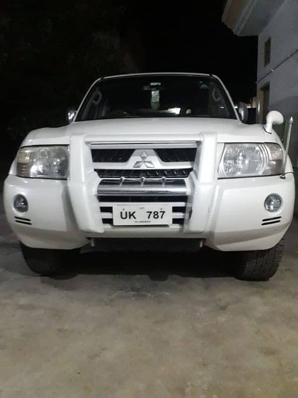 Mitsubishi Pajero 2004 2