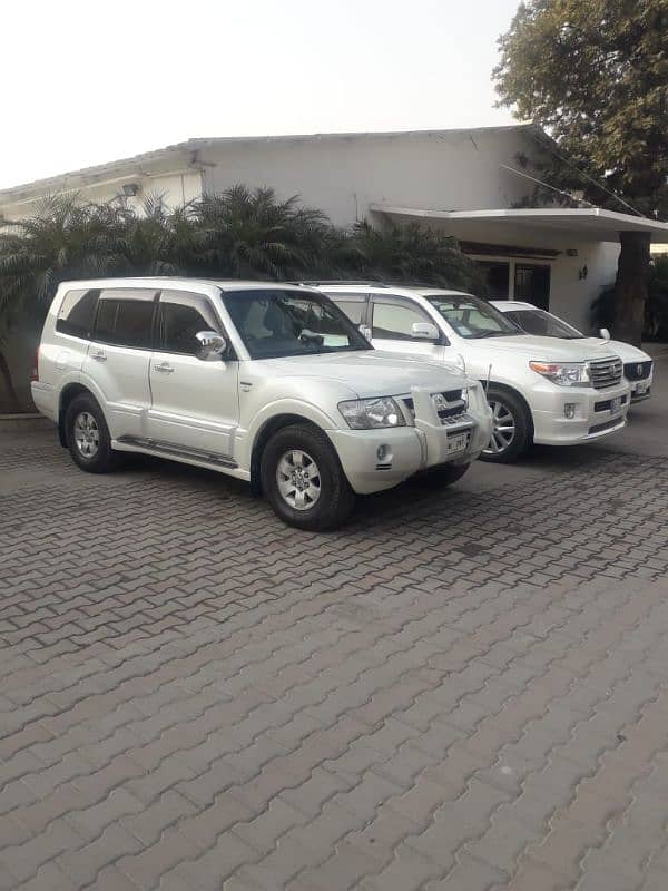 Mitsubishi Pajero 2004 3