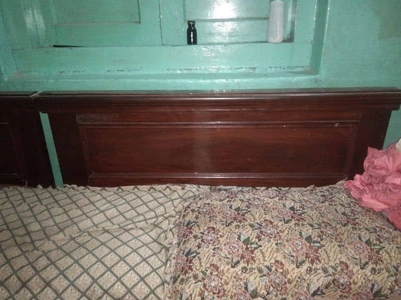 pure wooden double bed set good cundition 0