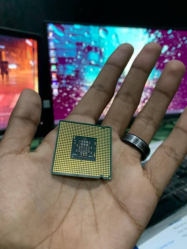 Intel core 2 Duo E-4600 Semi Used 2