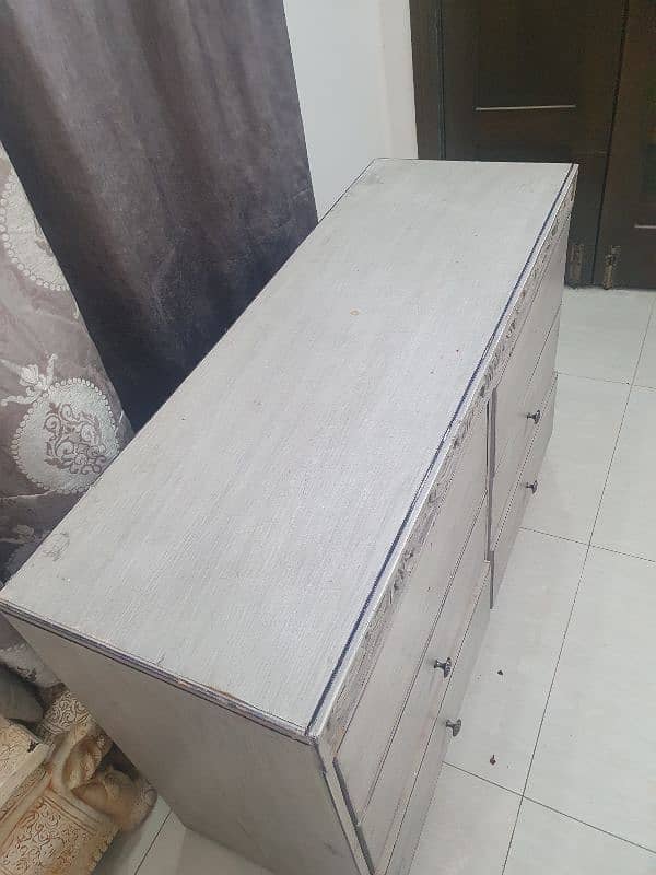 king size bed in good condition 6