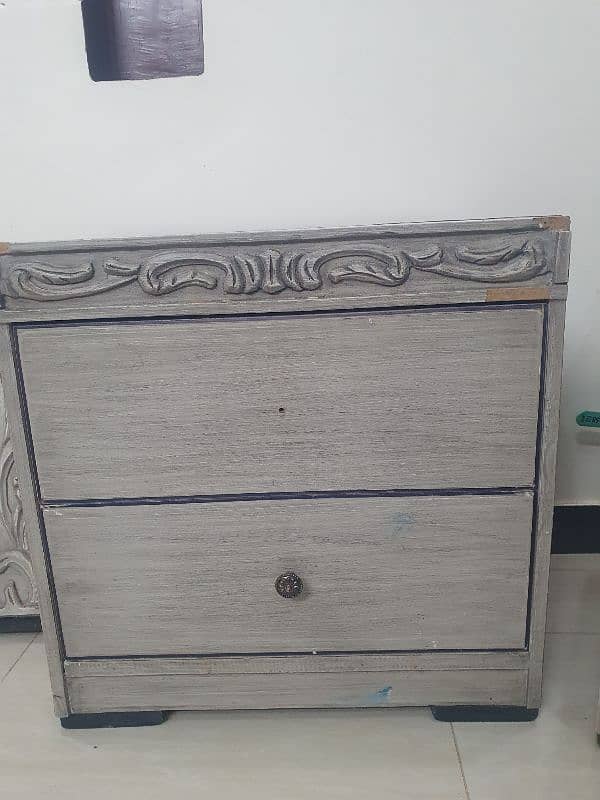 king size bed in good condition 10