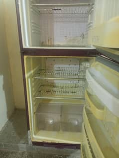 Used fridge 0