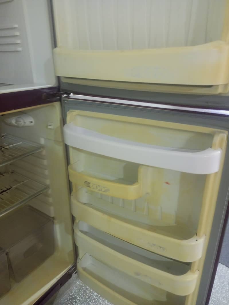 Used fridge 1