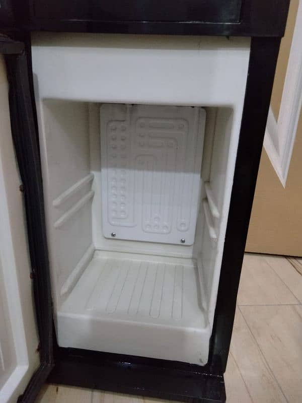 CANON WATER DİSPENSER with Refrigerator. 2