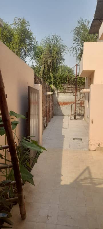 3 Kanal Bungalow For Rent In Gulberg 3 Lahore 5