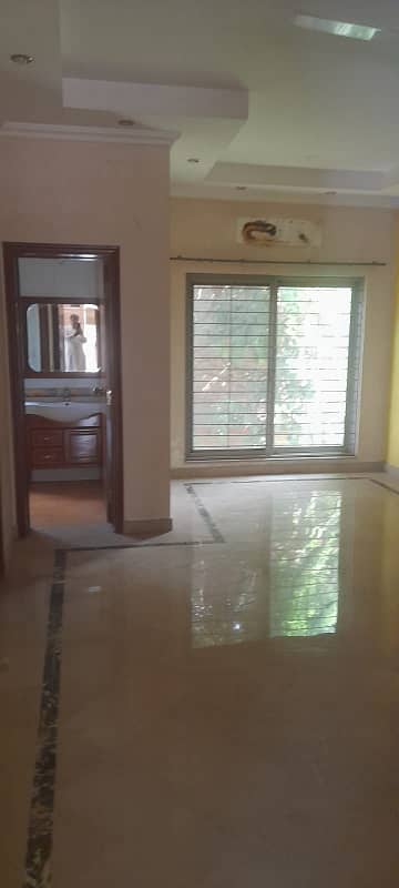 3 Kanal Bungalow For Rent In Gulberg 3 Lahore 22